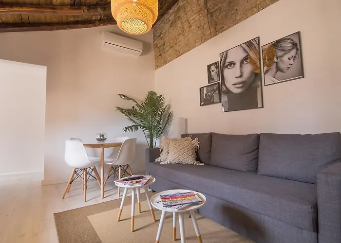 Zahira Suites
